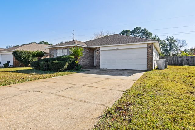 9523 Parker Place Drive, Navarre, FL 32566