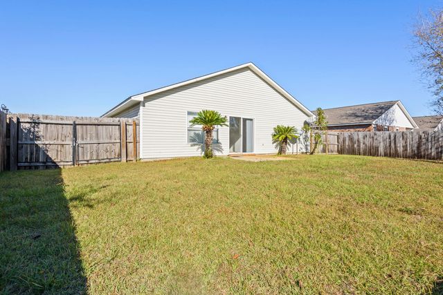 9523 Parker Place Drive, Navarre, FL 32566