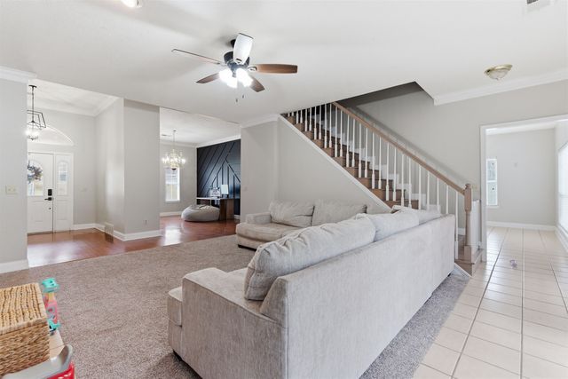 915 CLIFFTVIEW RD, Bolivar, TN 38008