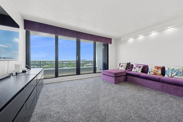 1400 S Ocean Boulevard 1004, Boca Raton, FL 33432