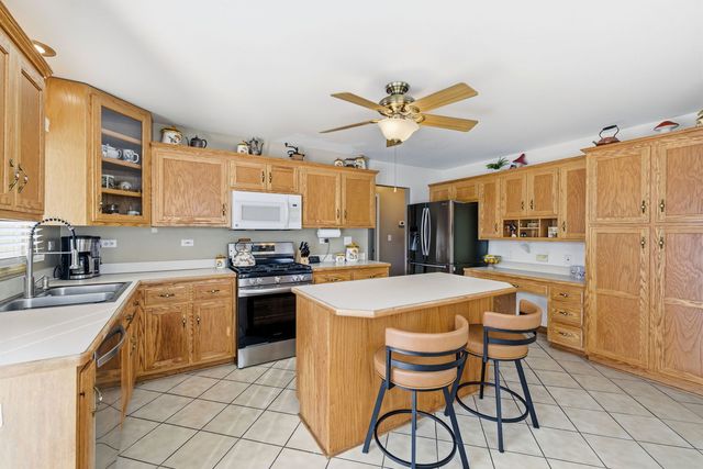 143 Bush Drive, Elwood, IL 60421