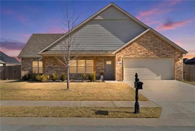 1266 Cassia Street, Tontitown, AR 72762