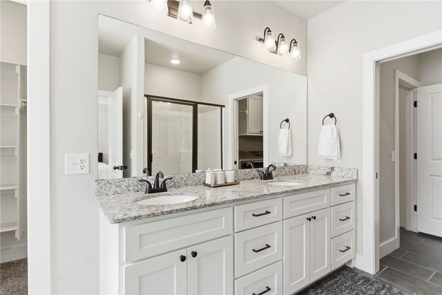 1266 Cassia Street, Tontitown, AR 72762