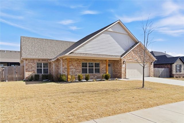 1266 Cassia Street, Tontitown, AR 72762