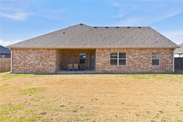 1266 Cassia Street, Tontitown, AR 72762