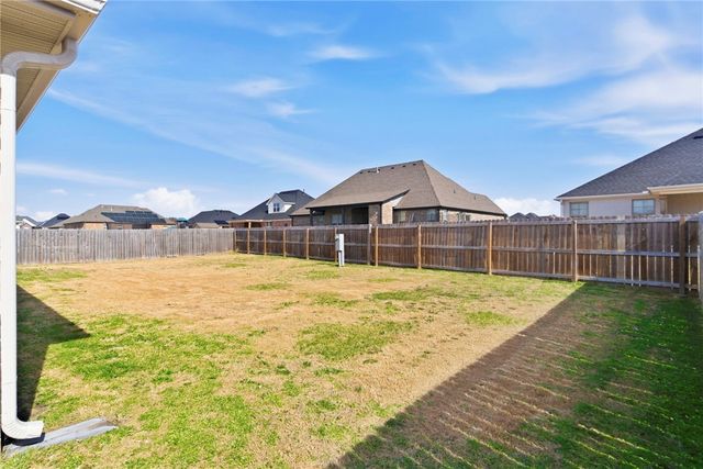 1266 Cassia Street, Tontitown, AR 72762