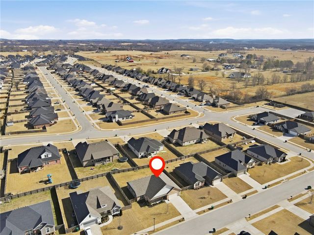 1266 Cassia Street, Tontitown, AR 72762