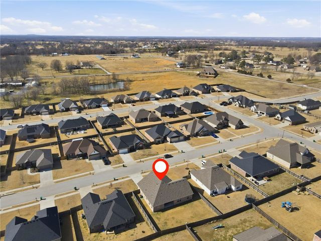 1266 Cassia Street, Tontitown, AR 72762