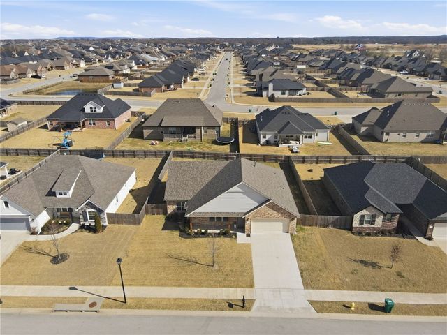 1266 Cassia Street, Tontitown, AR 72762