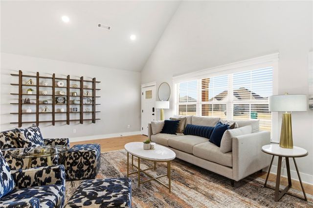 1266 Cassia Street, Tontitown, AR 72762