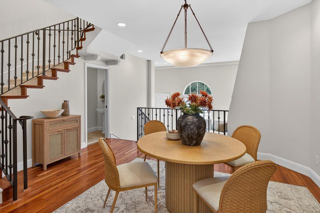 484 Gabilan Street, Los Altos, CA 94022