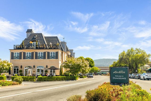 484 Gabilan Street, Los Altos, CA 94022