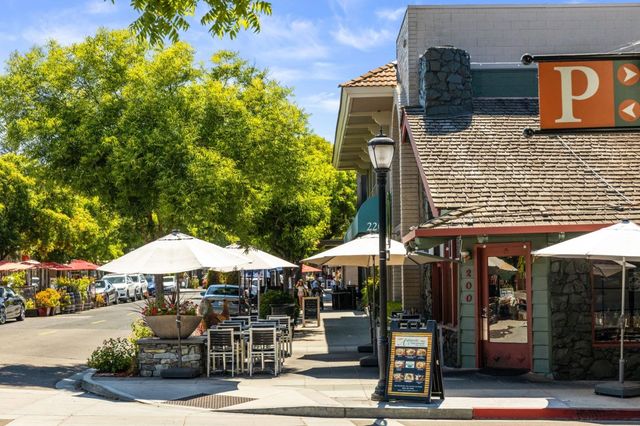 484 Gabilan Street, Los Altos, CA 94022