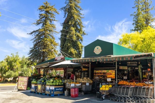 484 Gabilan Street, Los Altos, CA 94022