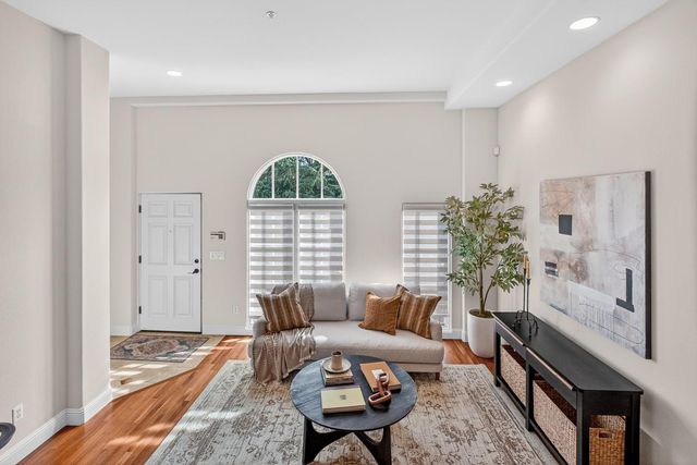 484 Gabilan Street, Los Altos, CA 94022