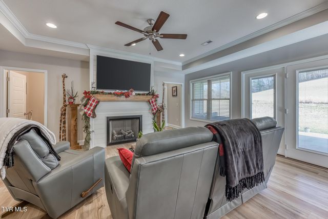120 Ervin Loop, Erwin, TN 37650