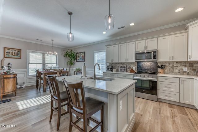 120 Ervin Loop, Erwin, TN 37650