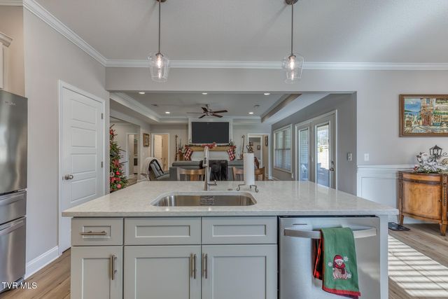 120 Ervin Loop, Erwin, TN 37650