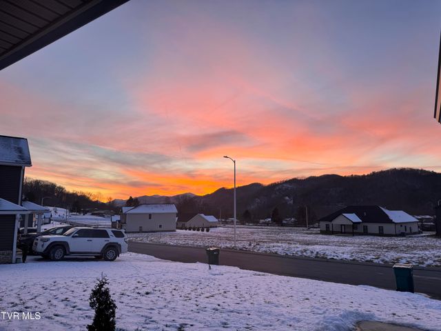 120 Ervin Loop, Erwin, TN 37650