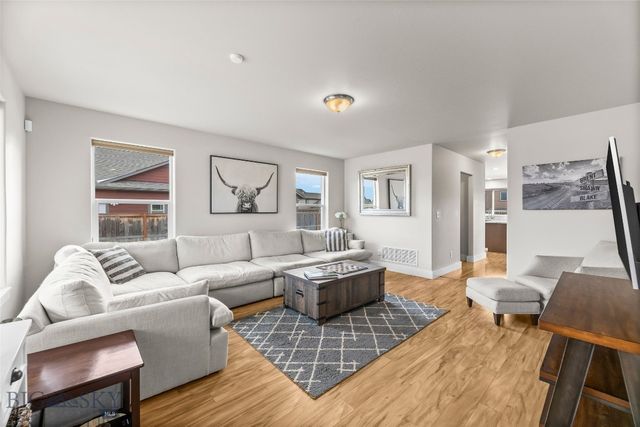 1613 Drummond Boulevard, Belgrade, MT 59714