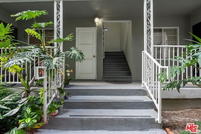 1754 Malcolm Avenue, Los Angeles, CA 90024