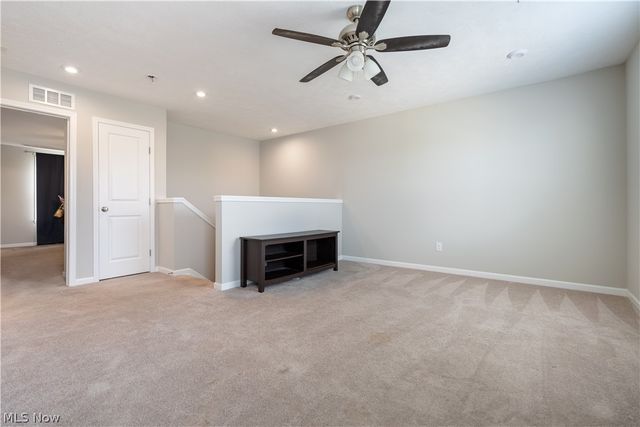 1720 Cobham Lane, Wadsworth, OH 44281