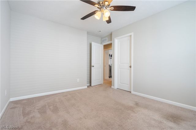 1720 Cobham Lane, Wadsworth, OH 44281
