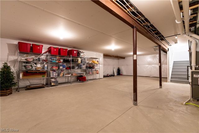 1720 Cobham Lane, Wadsworth, OH 44281