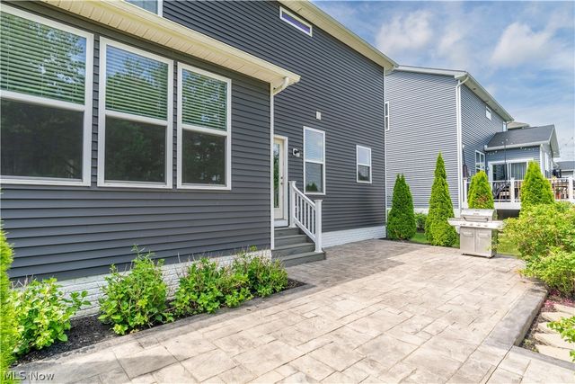 1720 Cobham Lane, Wadsworth, OH 44281