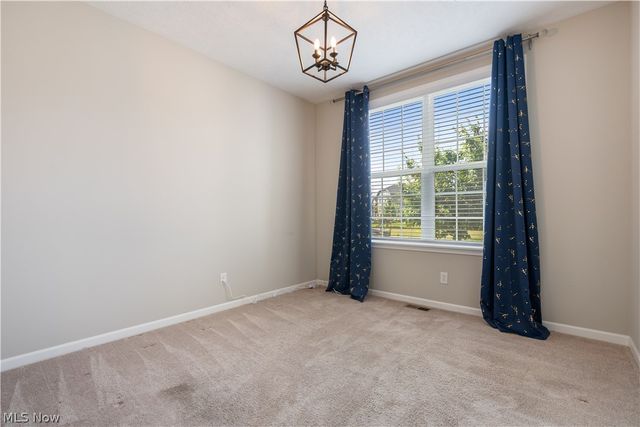 1720 Cobham Lane, Wadsworth, OH 44281