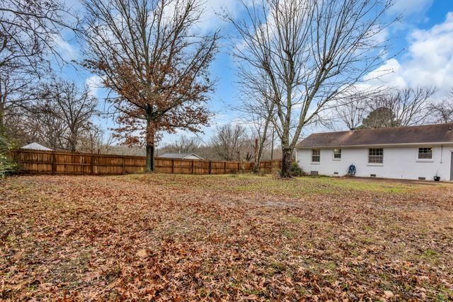 603 Douglas Ave, Lewisburg, TN 37091