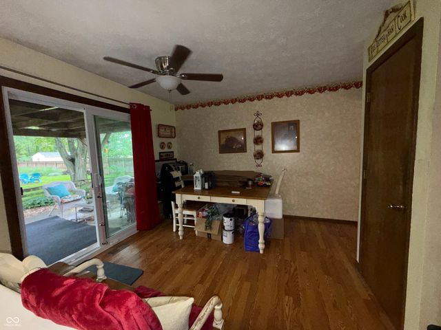 7660 S Oak Drive, Indianapolis, IN 46227