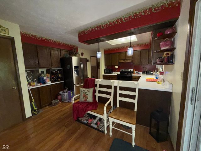 7660 S Oak Drive, Indianapolis, IN 46227