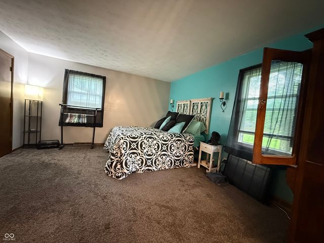 7660 S Oak Drive, Indianapolis, IN 46227