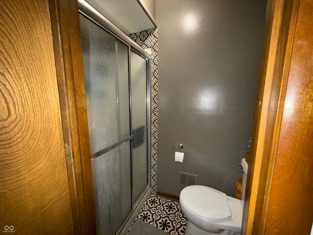 7660 S Oak Drive, Indianapolis, IN 46227