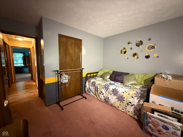 7660 S Oak Drive, Indianapolis, IN 46227