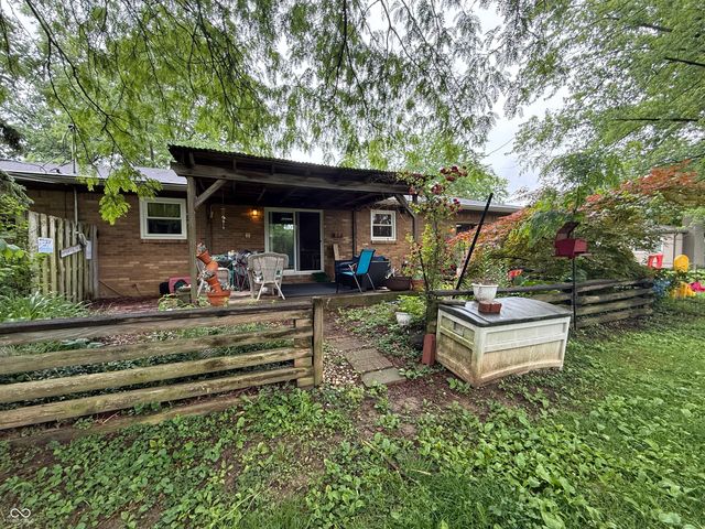 7660 S Oak Drive, Indianapolis, IN 46227