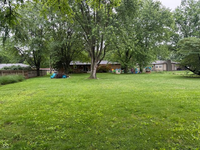 7660 S Oak Drive, Indianapolis, IN 46227