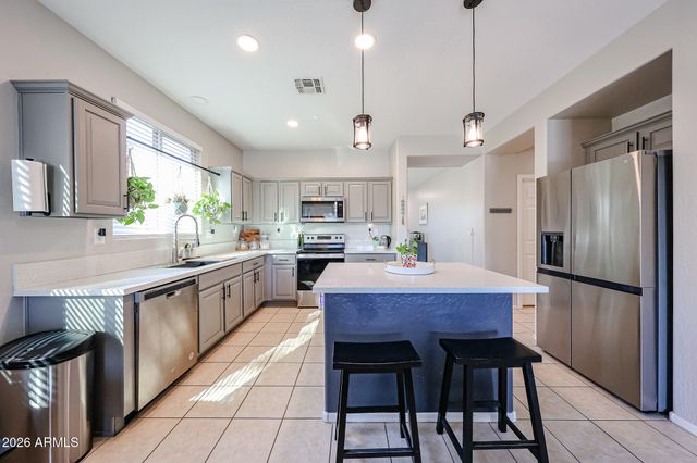 2499 W LEWIS AND CLARK Trail, Phoenix, AZ 85086