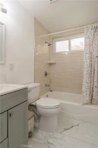 805 N Euclid Street, Santa Ana, CA 92703
