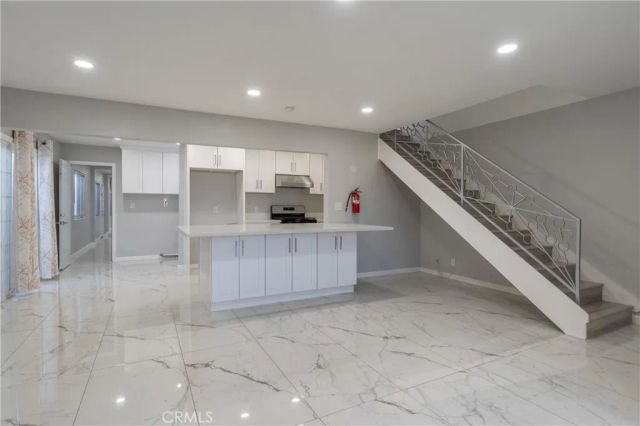 805 N Euclid Street, Santa Ana, CA 92703