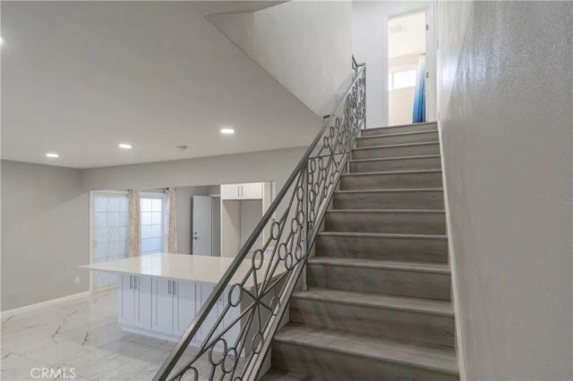 805 N Euclid Street, Santa Ana, CA 92703
