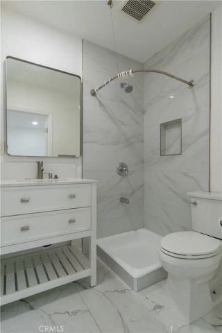 805 N Euclid Street, Santa Ana, CA 92703
