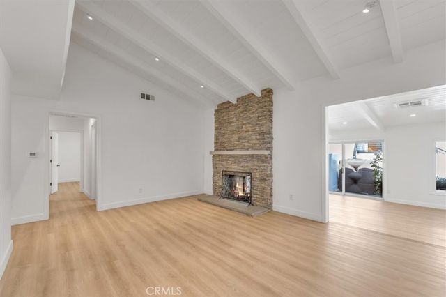 11528 Balboa, Granada Hills, CA 91344