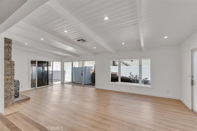 11528 Balboa, Granada Hills, CA 91344