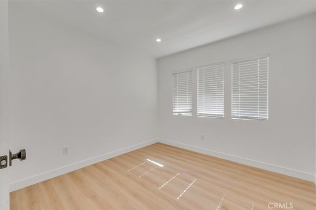 11528 Balboa, Granada Hills, CA 91344