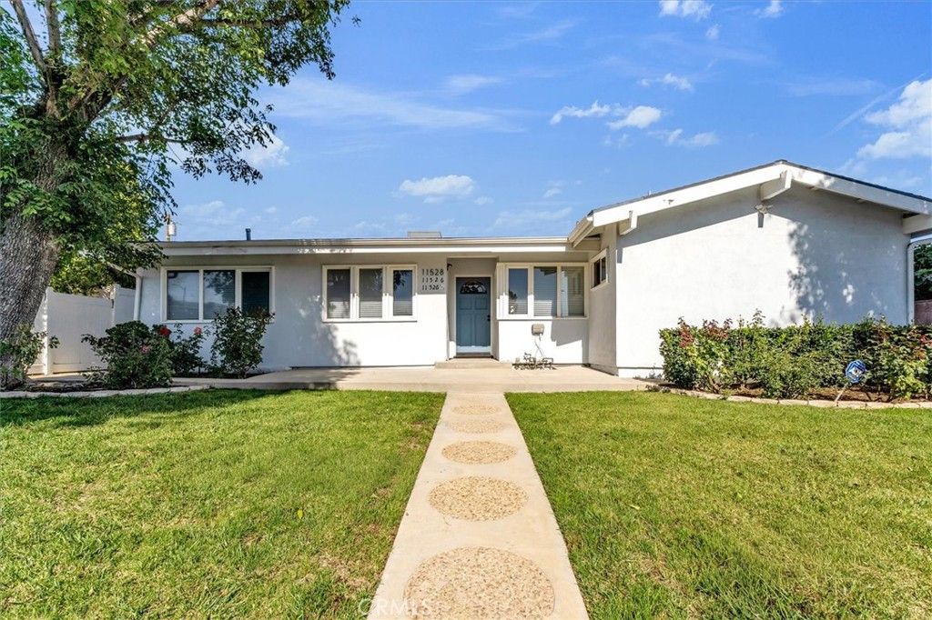 11528 Balboa, Granada Hills, CA 91344