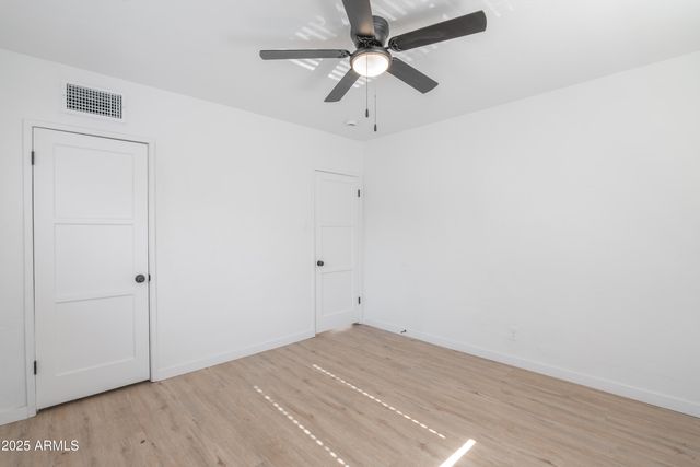 1721 W EARLL Drive, Phoenix, AZ 85015