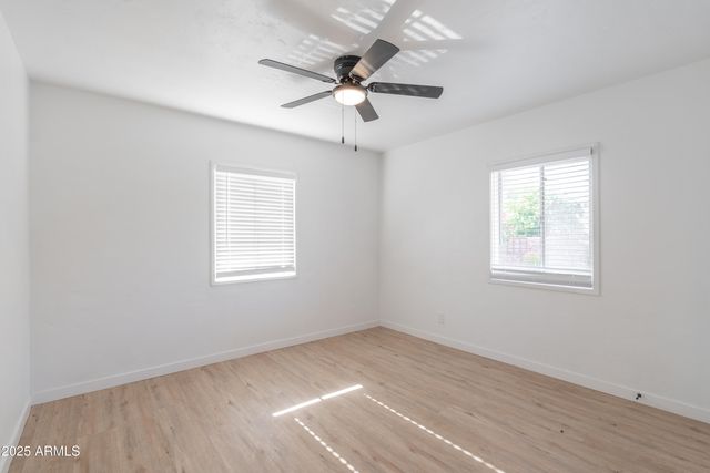 1721 W EARLL Drive, Phoenix, AZ 85015