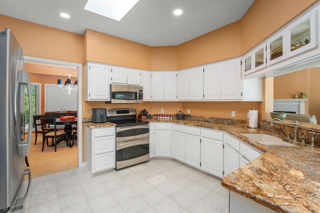 6 Navegar Trace, Hot Springs Village, AR 71909